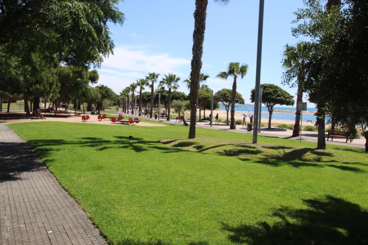 Planta Baja, Primera Linea, Playa, Jardin Privado, Ardiaca, Cambrils, Apartamento Jacqueline Exterior photo